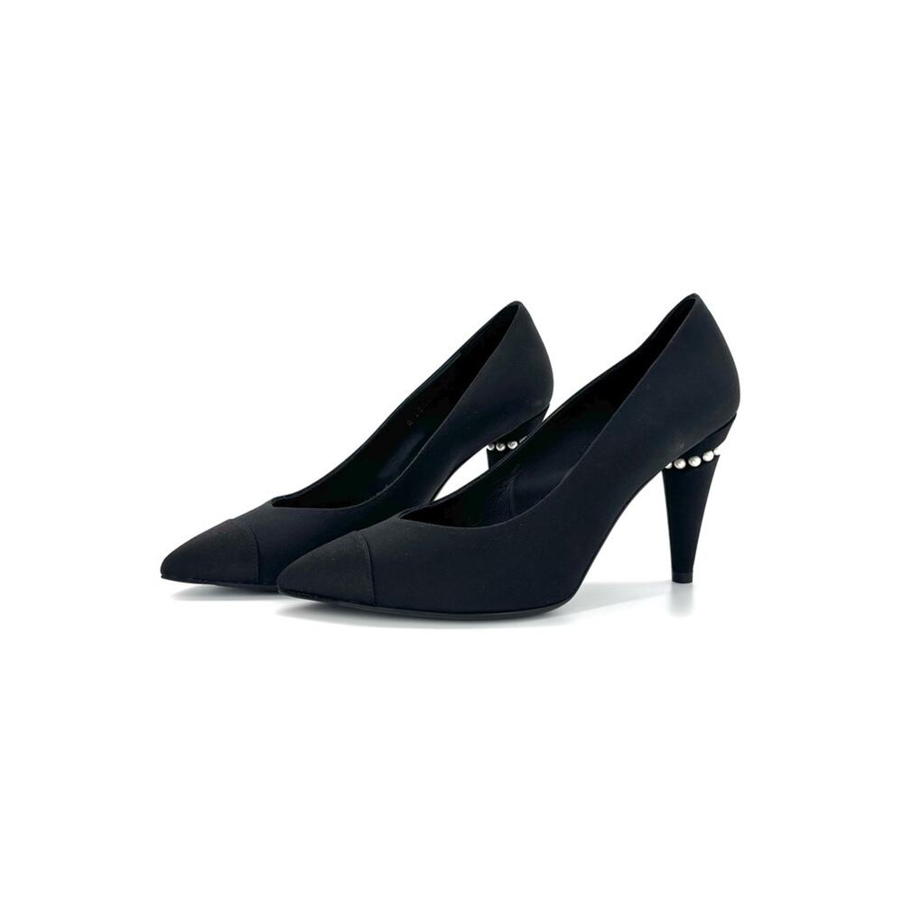 Chanel Interlocking CC Logo Pearl Satin Cap Toe Pointed Toe Pumps 38.5 Shoes